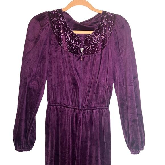 Vtg Velvet Floral Appliqué Elastic Waist Wide Leg Loungewear Jumpsuit Size S - Picture 5 of 6